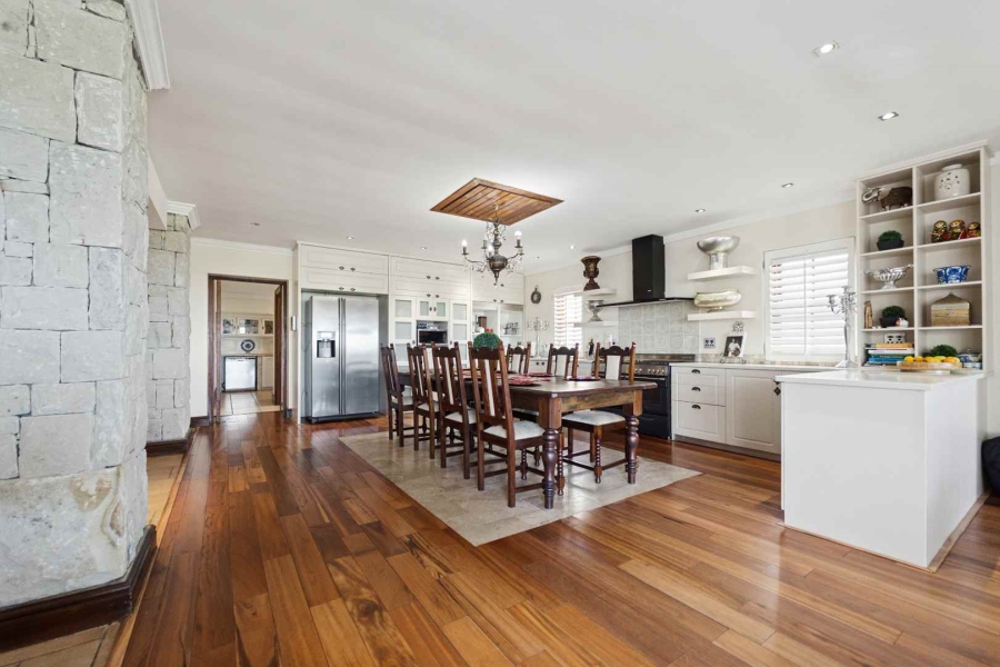 6 Bedroom Property for Sale in Atlantic Beach Golf Estate Western Cape